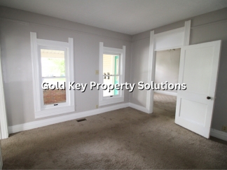 Spacious 2 BR 1 BA Apartment with New Paint and Carpet. (NO SECTION 8)