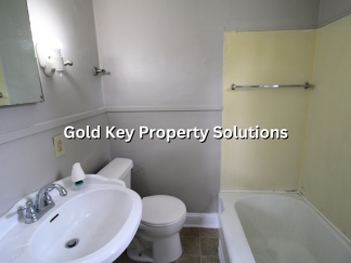 Spacious 2 BR 1 BA Apartment with New Paint and Carpet. (NO SECTION 8)
