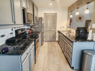 Charming Home in Established Community in N Arlington