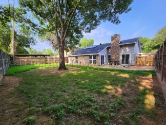 Charming Home in Established Community in N Arlington