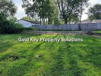 MUNCIE 4 BR 1 BA House Near Ball State with Washer/Dryer and Fenced Back Yard NO SECTION 8 MUNCIE 4 BR 1 BA House Near Ball State with Washer/Dryer and Fenced Back Yard NO SECTION 8