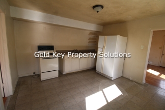 1 BR 1 BA APT with Water/Sewer Included TENANT ONLY PAYS ELECTRIC. SECTION 8 APPROVED