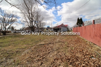 1 BR 1 BA APT with Water/Sewer Included TENANT ONLY PAYS ELECTRIC. SECTION 8 APPROVED