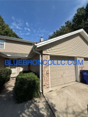 This one will go fast, marvelous 2 bedroom for great price in Lee's Summit