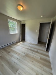 384 Cherrydale Ave