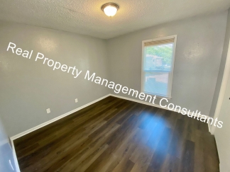 Free Months Rent on 2 Bedroom in Lee's Summit