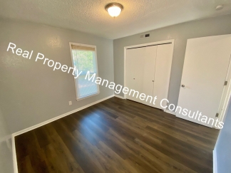 Free Months Rent on 2 Bedroom in Lee's Summit