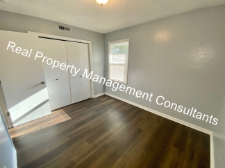 Free Months Rent on 2 Bedroom in Lee's Summit