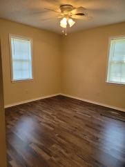 Cozy 3 bed 1.5 bath home for rent in Van Buren.