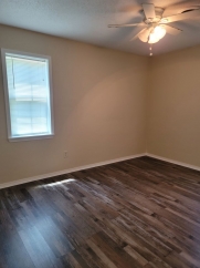 Cozy 3 bed 1.5 bath home for rent in Van Buren.