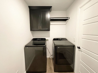 Modern Luxury 3 Bedroom/2 Bathroom Home in Edmond!