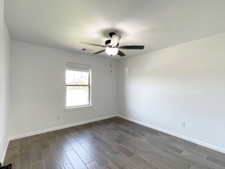 Modern Luxury 3 Bedroom/2 Bathroom Home in Edmond!