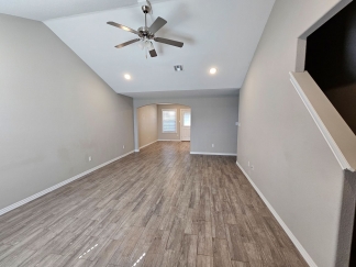 Spacious 3B/2.5B Townhome in Chaffee Crossing!   **ASK ABOUT MOVE IN SPECIAL!!