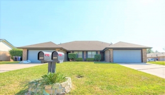 Available Now!! Corner Cozy Retreat ***Move In Special - 1st Full Month Free with a 18-Month Lease or 50% 1st Full Month with a 12-Month Lease*** Spacious 3-Bedroom Home with Modern Amenities and Private Retreat!!