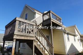 Upstairs Studio Apartment with Water/Sewer Included. NO SECTION 8