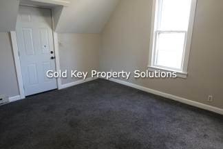 Upstairs Studio Apartment with Water/Sewer Included. NO SECTION 8
