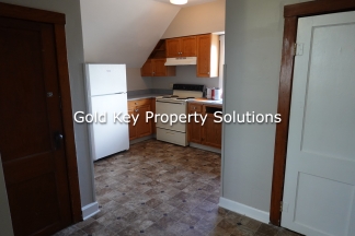 Upstairs Studio Apartment with Water/Sewer Included. NO SECTION 8