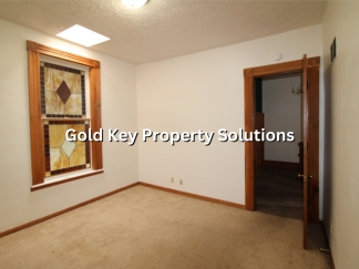 Beautiful 2 BR 1 BA Upper Apartment in Historic Building with Bonus Room NO PETS. NO SMOKING. NO SECTION 8
