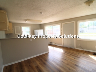 REDUCED PRICE!! Cozy 1 BR 1 BA Apartment Near Downtown