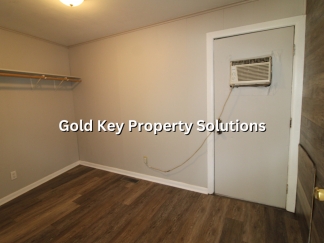 REDUCED PRICE!! Cozy 1 BR 1 BA Apartment Near Downtown
