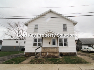 3 BR 1 BA Downstairs Apartment Near St. Vincent's (SECTION 8 APPROVED)