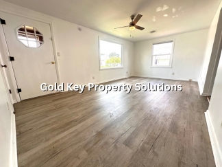 **Single Family Home for Rent in Elwood** (NO SECTION 8)