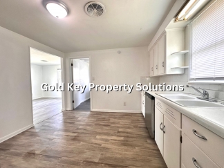 **Single Family Home for Rent in Elwood** (NO SECTION 8)