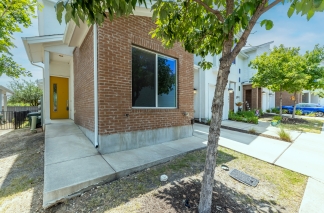 3108 E 51st St #701 - R15 - Purple Team