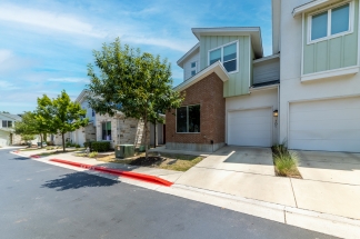 3108 E 51st St #701 - R15 - Purple Team