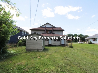 Spacious 2 BR 2 BA Townhouse Across from Park NO SECTION 8