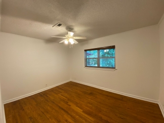 Mid Century Modern 3 Bed House- Walking Distance to University of Arkansas Campus!
