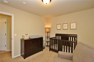 Gorgeous Home in Heritage Oaks with All Appliances Included!!