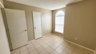 Greenwood Home 3 Bed 1 Bath