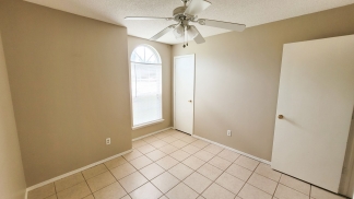 Greenwood Home 3 Bed 1 Bath