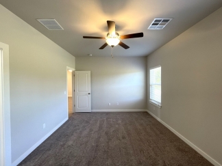 $500 OFF FIRST FULL MONTHS RENT! Welcome to this beautiful 3-bedroom, 2-bathroom home located in the desirable neighborhood of Edmond, OK.