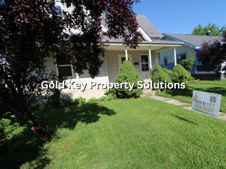 2-Story 3 BR 1 BA House with Dining Room SECTION 8 APPROVED