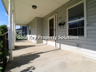 2-Story 3 BR 1 BA House with Dining Room SECTION 8 APPROVED