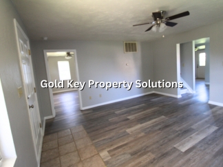 2-Story 3 BR 1 BA House with Dining Room SECTION 8 APPROVED