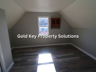 2-Story 3 BR 1 BA House with Dining Room SECTION 8 APPROVED