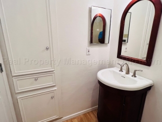 Charming 2 bedroom 1-bathroom Duplex unit features a prime location