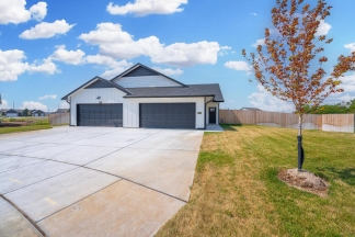 3 bedroom 2 bath Townhome  - Haysville Schools