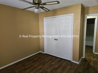 Cozy 3 Bed/2 Bath Home in Barling