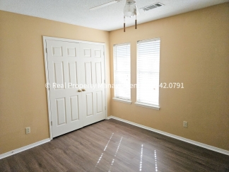 Cozy 3 Bed/2 Bath Home in Barling