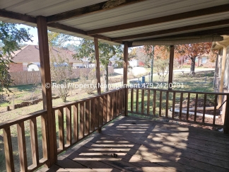 Cozy 3 Bed/2 Bath Home in Barling