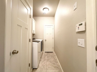 Welcome to this beautiful 3-bedroom, 2-bathroom home located in the desirable area of Edmond, OK.