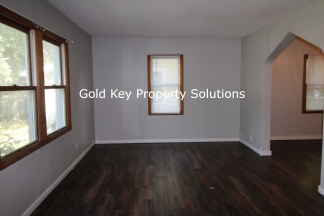 4 Bedroom House Close to Ball State University. (NO SECTION 8) 4 Bedroom House Close to Ball State University. (NO SECTION 8)