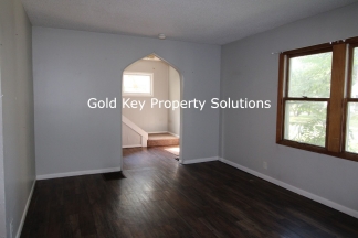 4 Bedroom House Close to Ball State University. (NO SECTION 8) 4 Bedroom House Close to Ball State University. (NO SECTION 8)