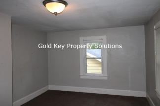 4 Bedroom House Close to Ball State University. (NO SECTION 8) 4 Bedroom House Close to Ball State University. (NO SECTION 8)