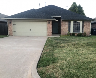Coming Soon! 18-Month Lease Offer!!  Spacious Two-Bedroom House in Edmond!