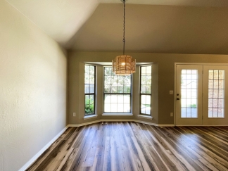 Available and Showing Now! 18-Month Lease Offer!!  Spacious Two-Bedroom House in Edmond!